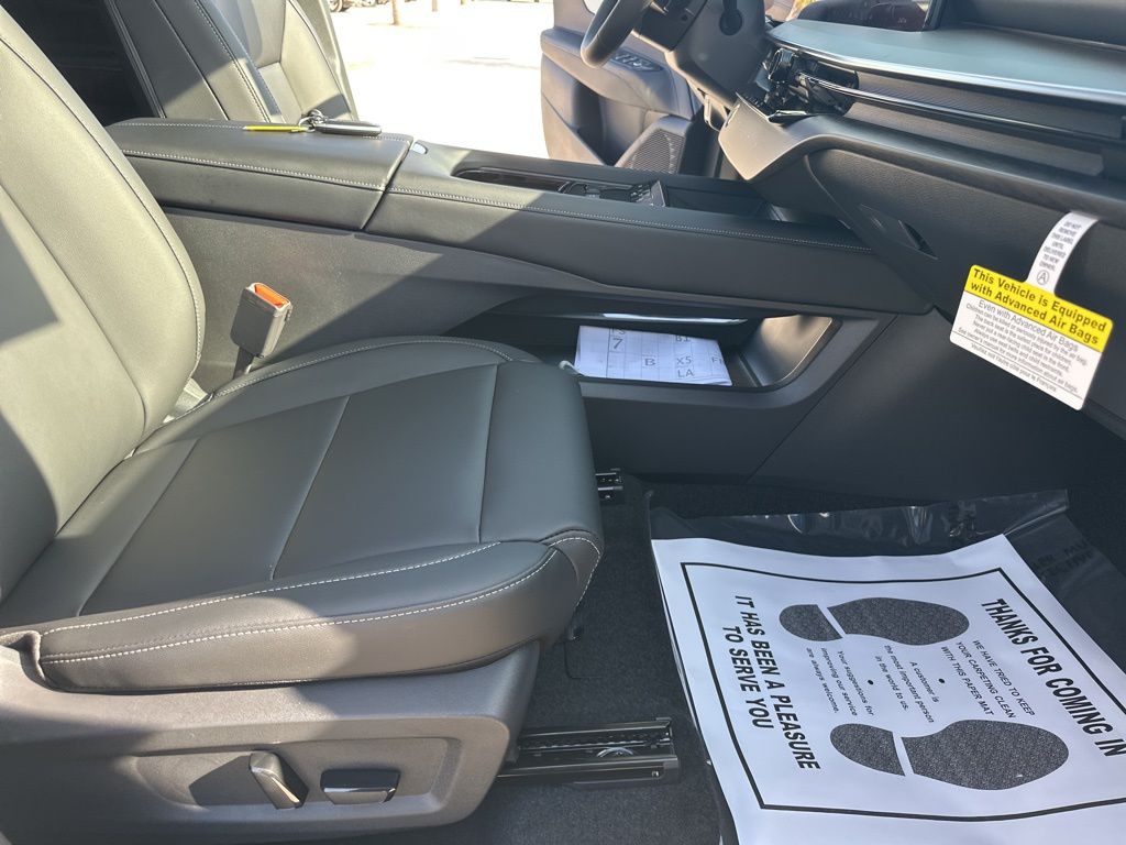2025 Champagne Silver Metallic Nissan Murano SL AWD SUV