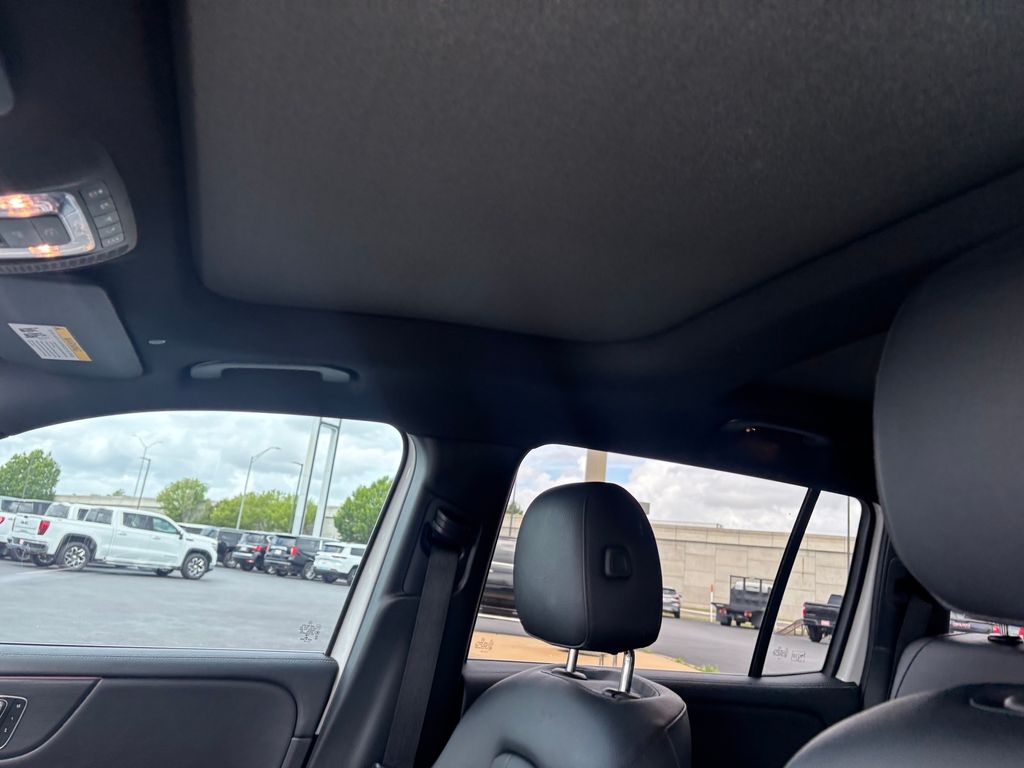 Used Car 2021 Mercedes-benz Glb  Glb 250 For Sale Under $30,000 In Austin, Texas