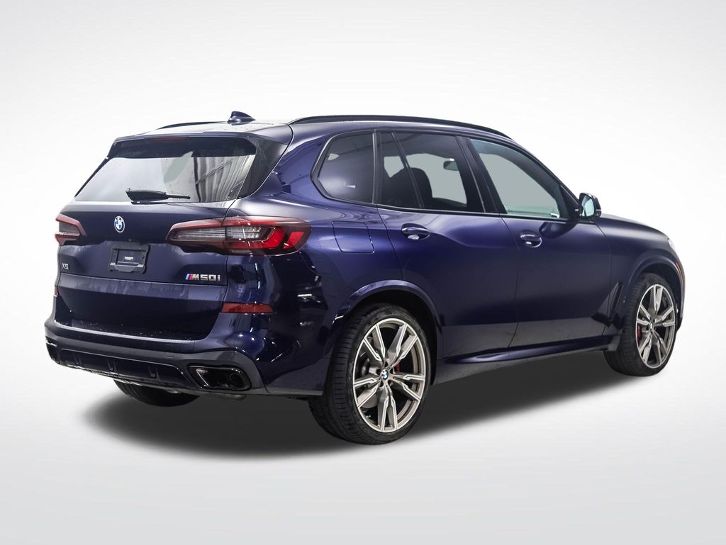 Thumbnail: 2021 BMW X5 - 5