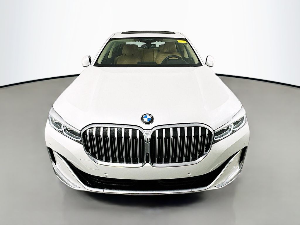 2022 BMW 7 Series 740i 2