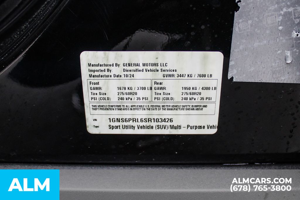Used 2025 Black Chevrolet Z71 image 43