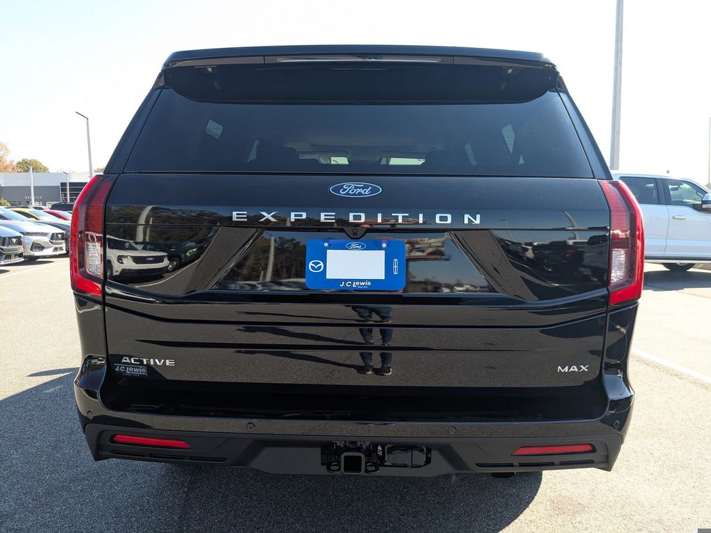 2025 Ford Expedition Active MAX
