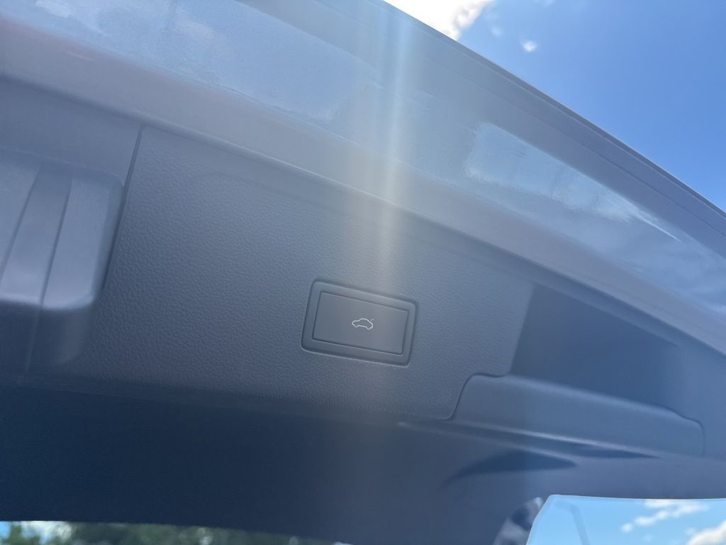 2023 Volkswagen Atlas Cross Sport 2.0T SE w/Technology Silver at Subaru and VW of Moon Township