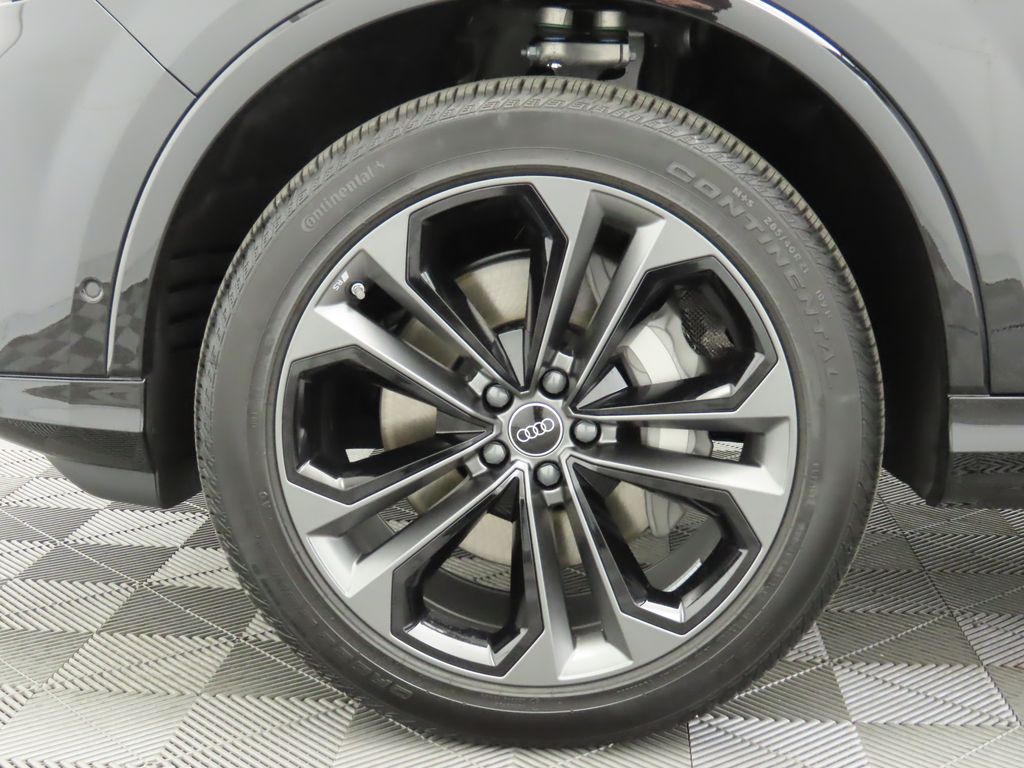 2025 Audi Q7 Premium Plus 32