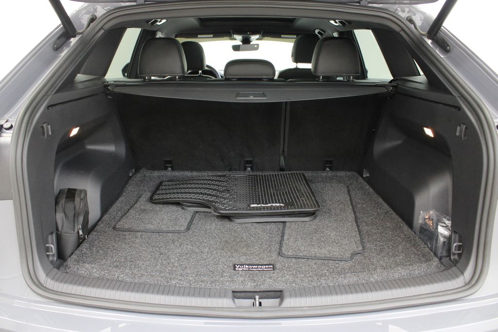 used 2022 Volkswagen Atlas Cross Sport car, priced at $27,499