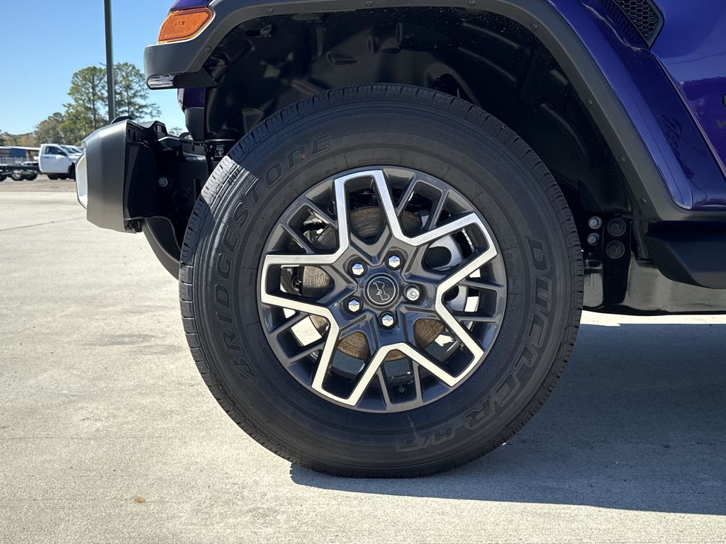 2026 Jeep Wrangler Sahara - 8