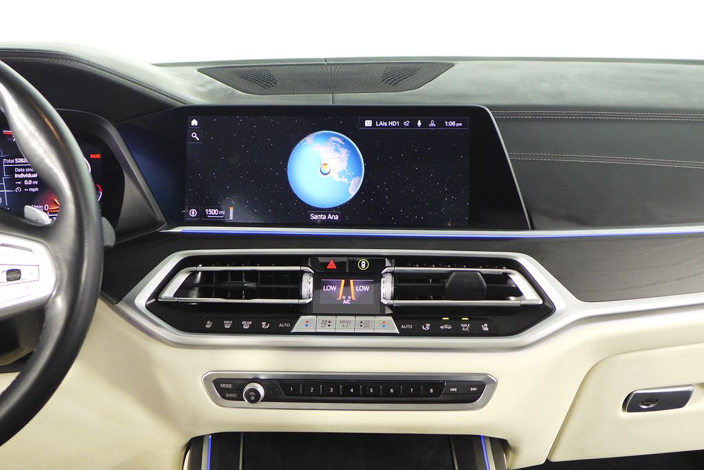 Thumbnail: 2021 BMW X7 - 25