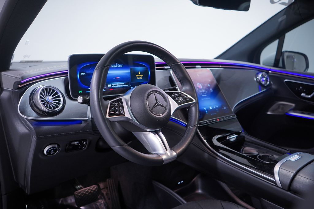 Thumbnail: 2023 Mercedes-Benz EQE - 6