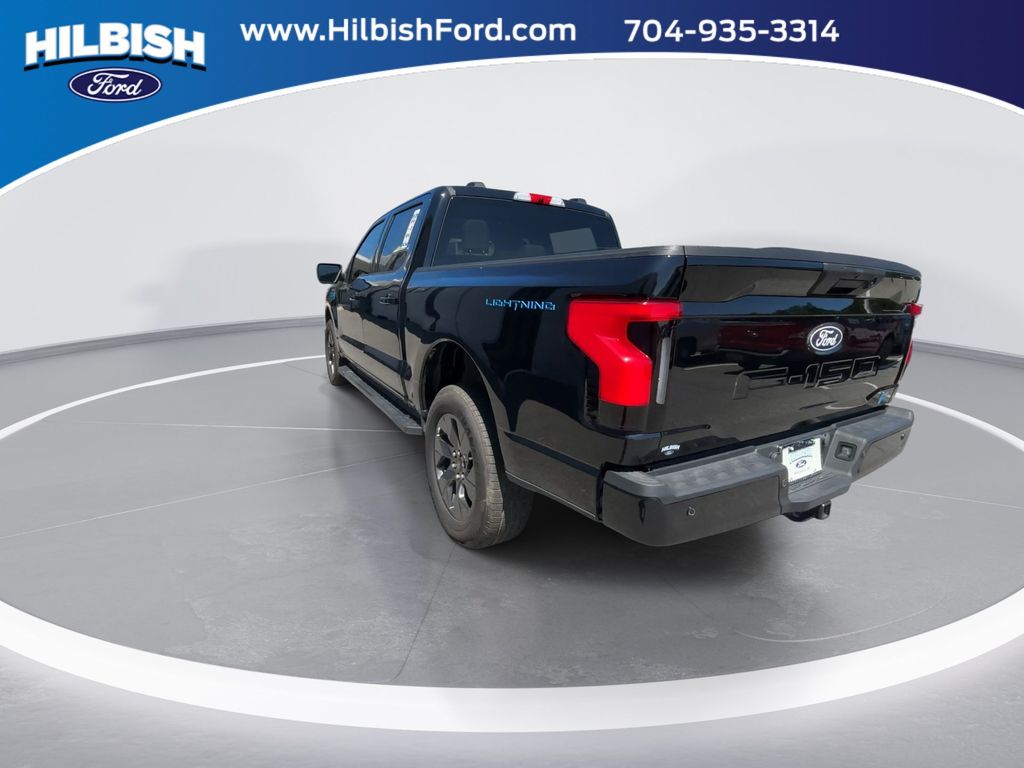 Used 2025 Black Metallic Ford Flash image 6
