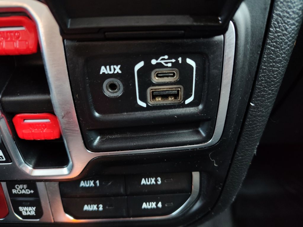 Used Car 2020 Jeep Gladiator  Rubicon For Sale Under $30,000 In Austin, Texas