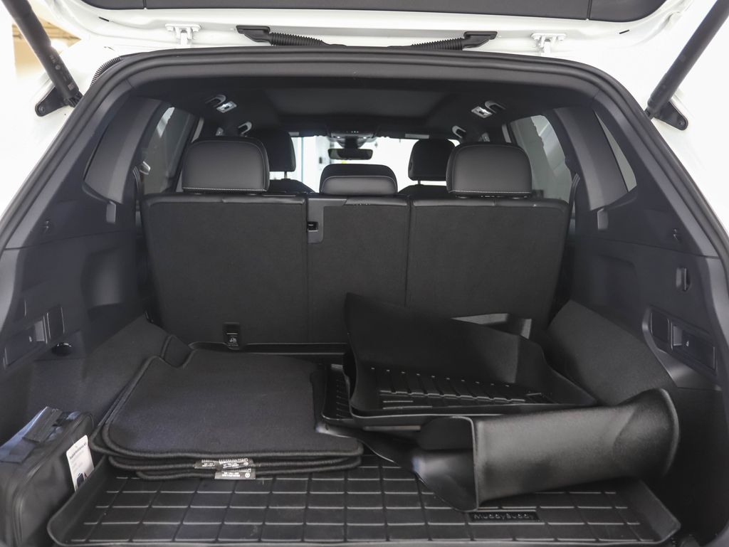 Thumbnail: 2024 Volkswagen Tiguan - 23