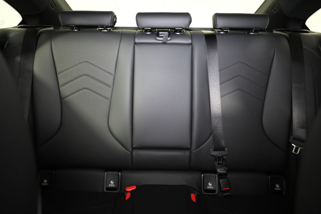 Thumbnail: 2026 BMW 2 Series - 25