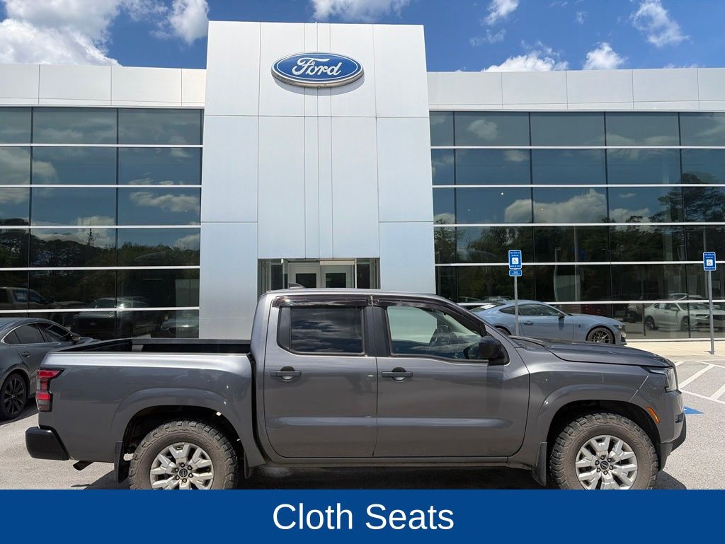 2022 Nissan Frontier Crew Cab S 4x4