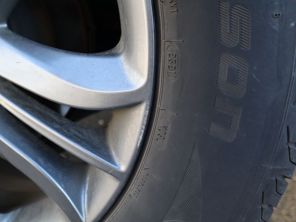 Thumbnail: 2014 Hyundai Tucson - 27