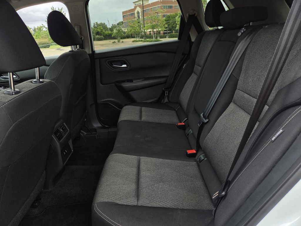 Used 2024 Nissan Rogue SUV