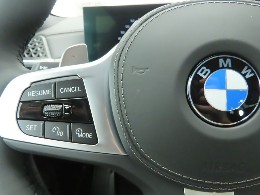 2025 BMW X5 xDrive40i 11