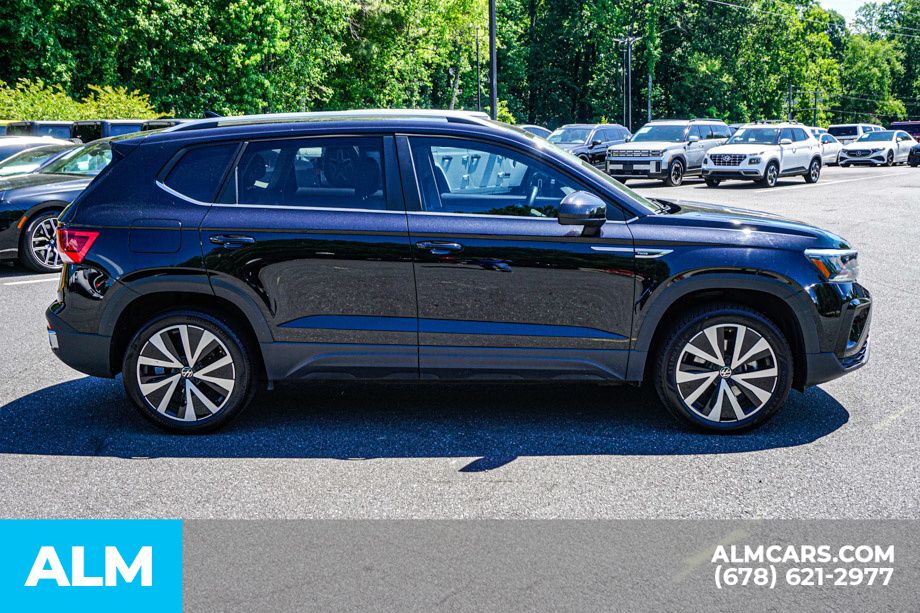 2024 Volkswagen Taos SE - Photo 9