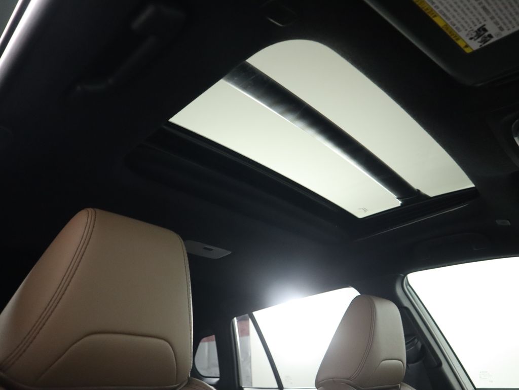 Thumbnail: 2026 Toyota Corolla Cross - 18