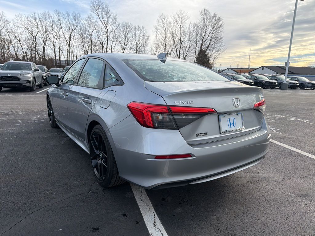 Thumbnail: 2024 Honda Civic - 3