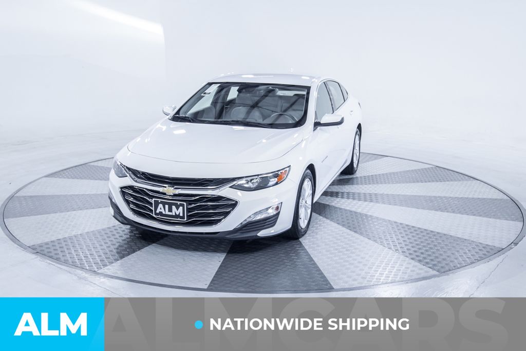Used 2025 White Chevrolet LT image 2