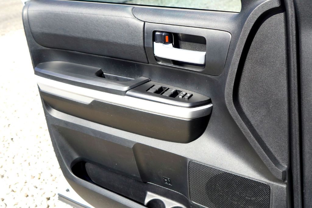 Used Car 2021 Toyota Tundra  Sr5 For Sale Under $35,000 In Taylor, Texas