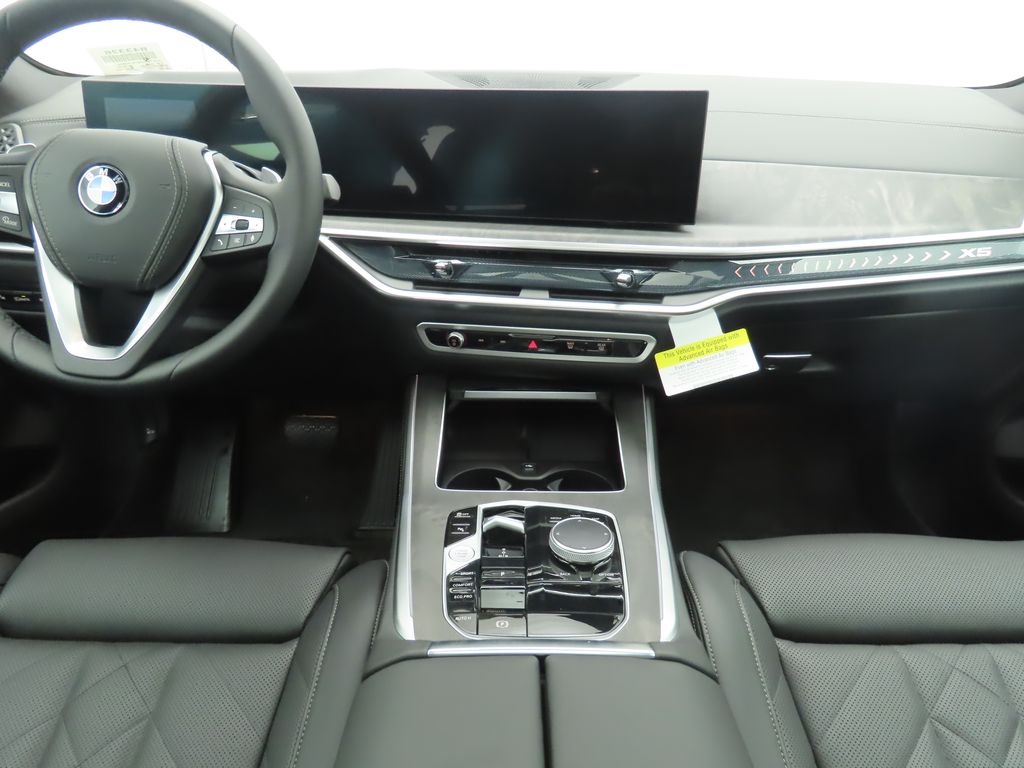 Thumbnail: 2026 BMW X5 - 13