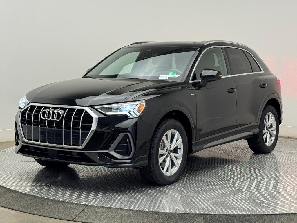 2024 Audi Q3 Premium 5