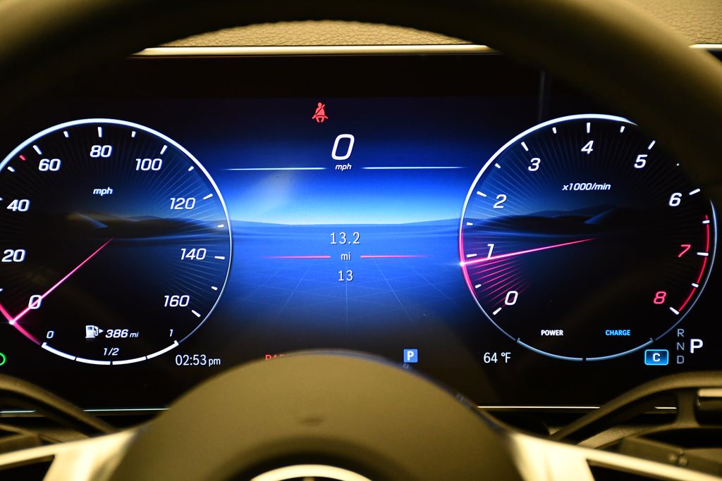 2025 Mercedes-Benz GLC 300 24