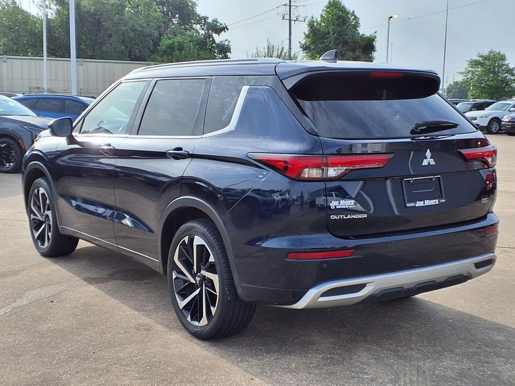 2022 Mitsubishi Outlander SEL  at DeMontrond Automotive Group