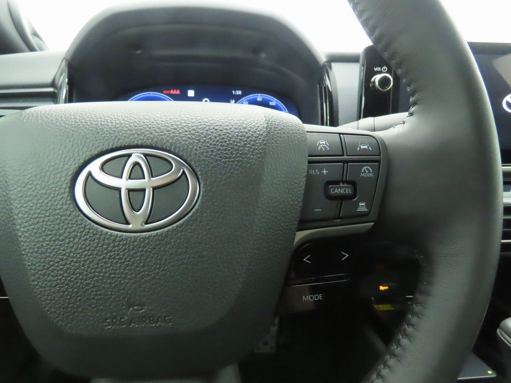 Thumbnail: 2025 Toyota Camry - 12