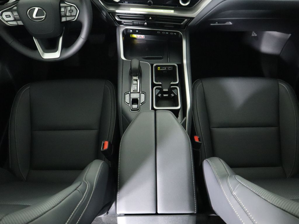 Thumbnail: 2026 Lexus TX - 17