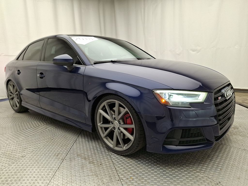 Thumbnail: 2018 Audi S3 - 3