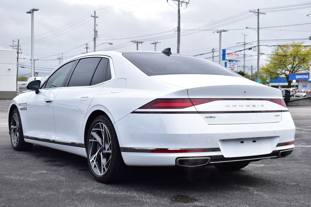 2023 Genesis G90  3