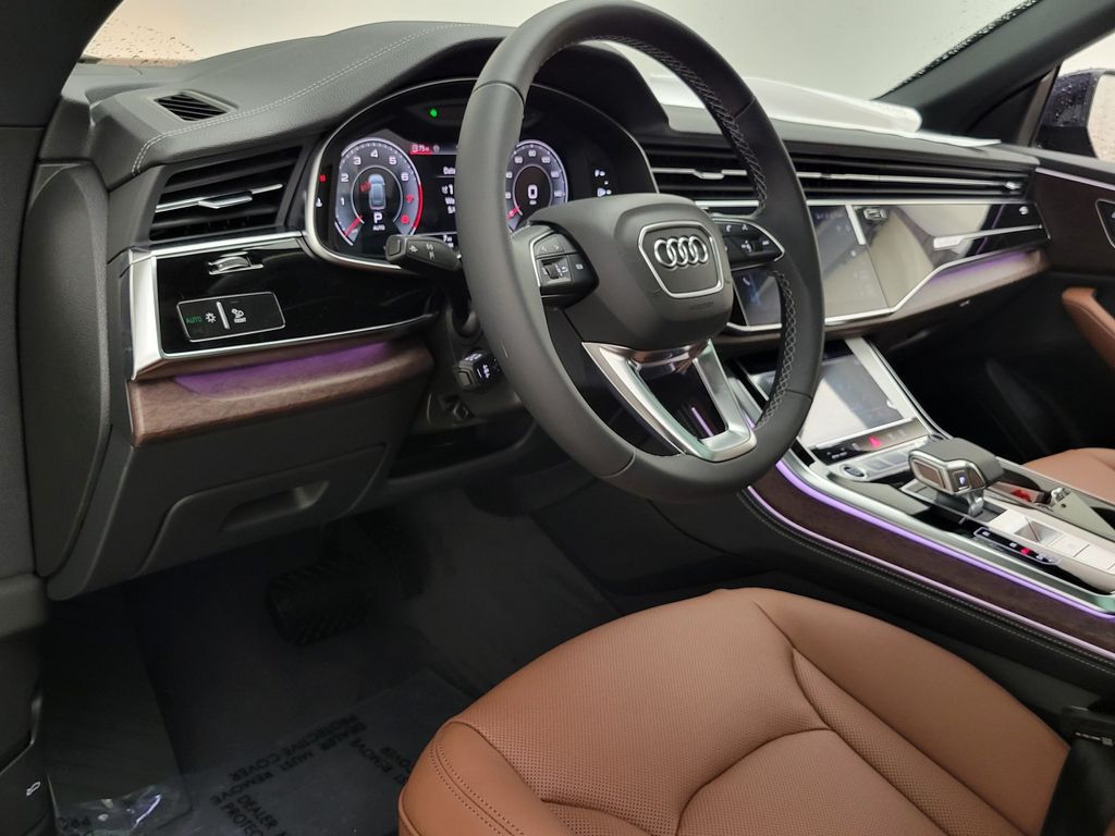 Thumbnail: 2026 Audi Q8 - 30