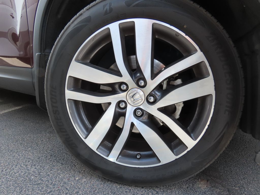 2016 Honda Pilot Touring 17