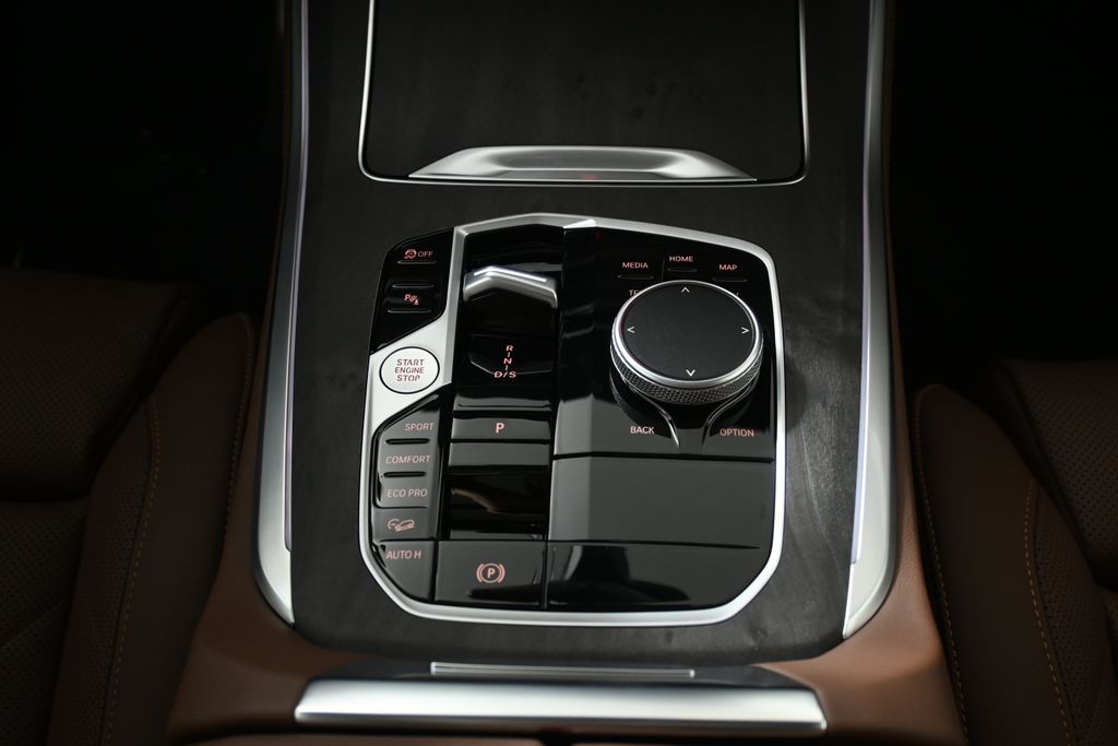 Thumbnail: 2026 BMW X5 - 23