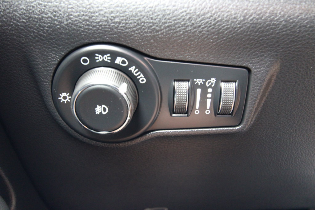 2026 Jeep Compass Latitude Altitude - Photo 22