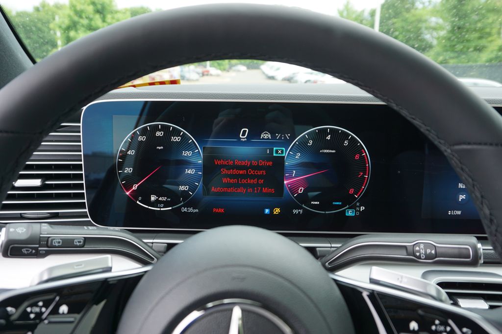 2025 Mercedes-Benz GLE 450 29