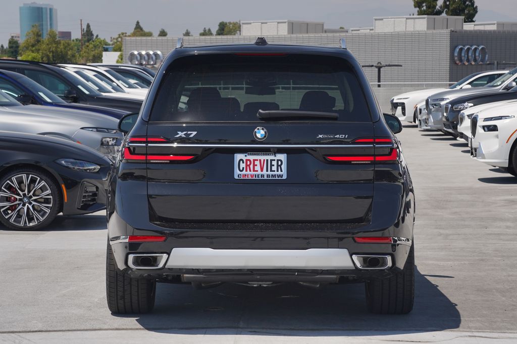 2025 BMW X7 xDrive40i 6