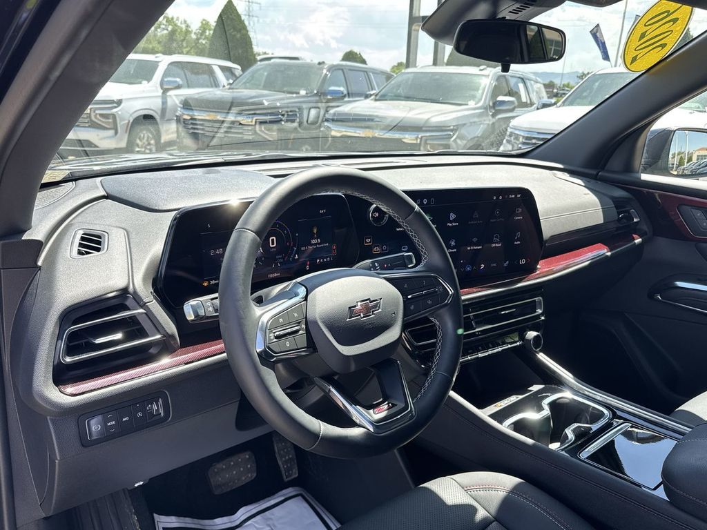 Used 2026 Chevrolet Traverse SUV