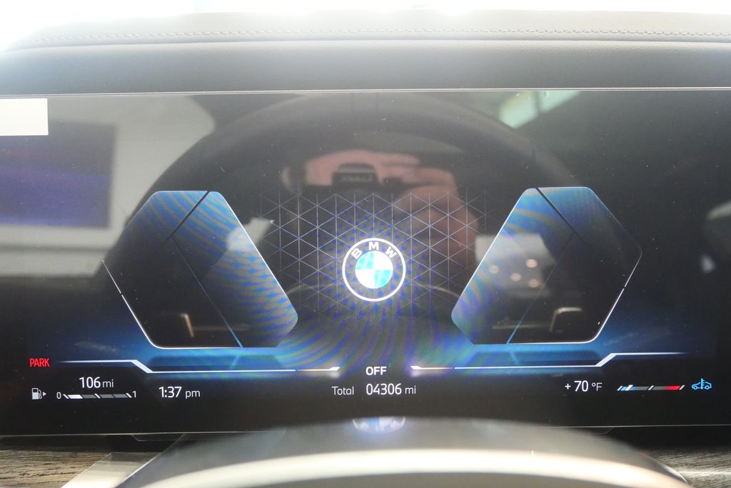 Thumbnail: 2026 BMW 7 Series - 19
