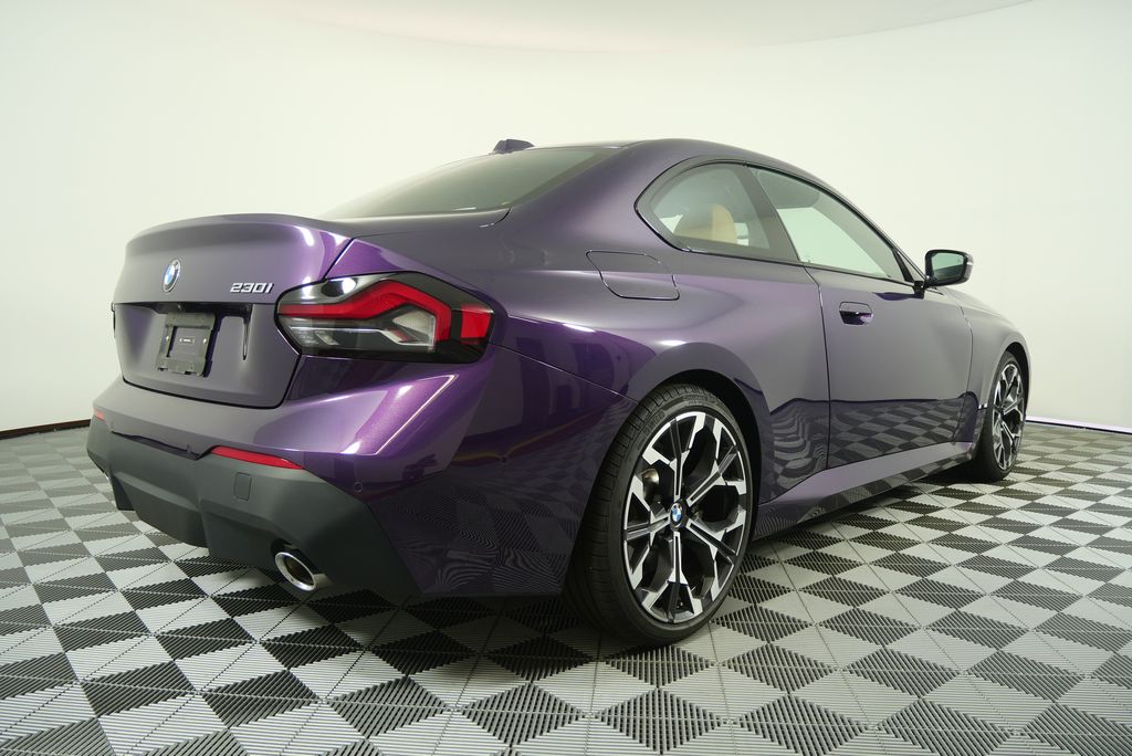 Thumbnail: 2025 BMW 2 Series - 3