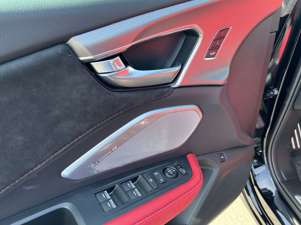 Thumbnail: 2026 Acura RDX - 13