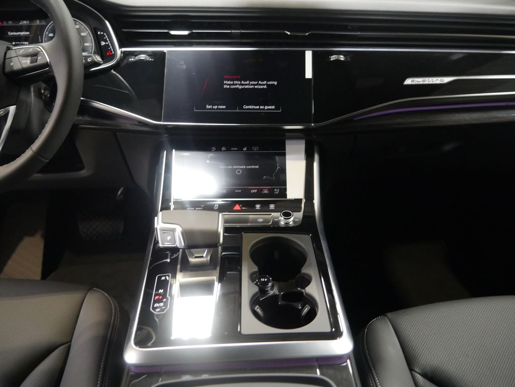 Thumbnail: 2026 Audi Q7 - 27