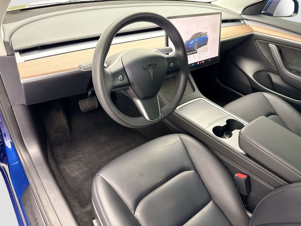 Thumbnail: 2023 Tesla Model 3 - 9