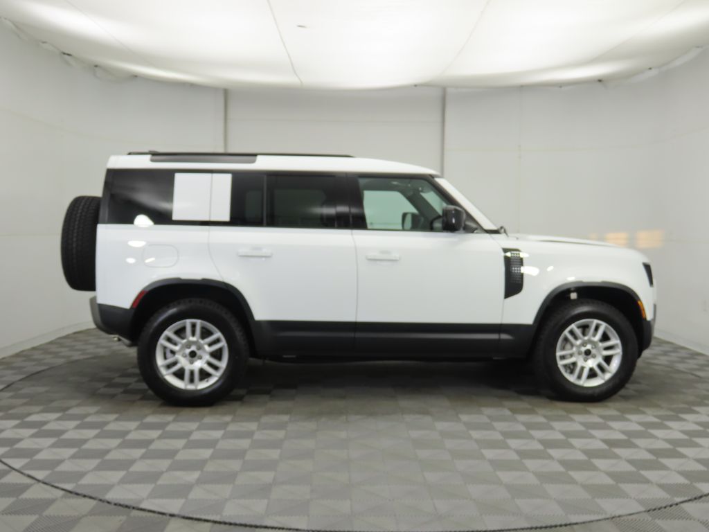 Thumbnail: 2026 Land Rover Defender - 4