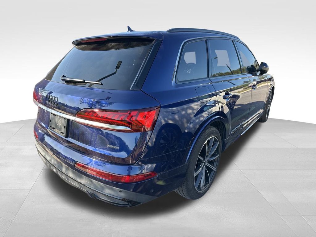 2021 Blue Metallic Audi Q7 55 Prestige AWD SUV