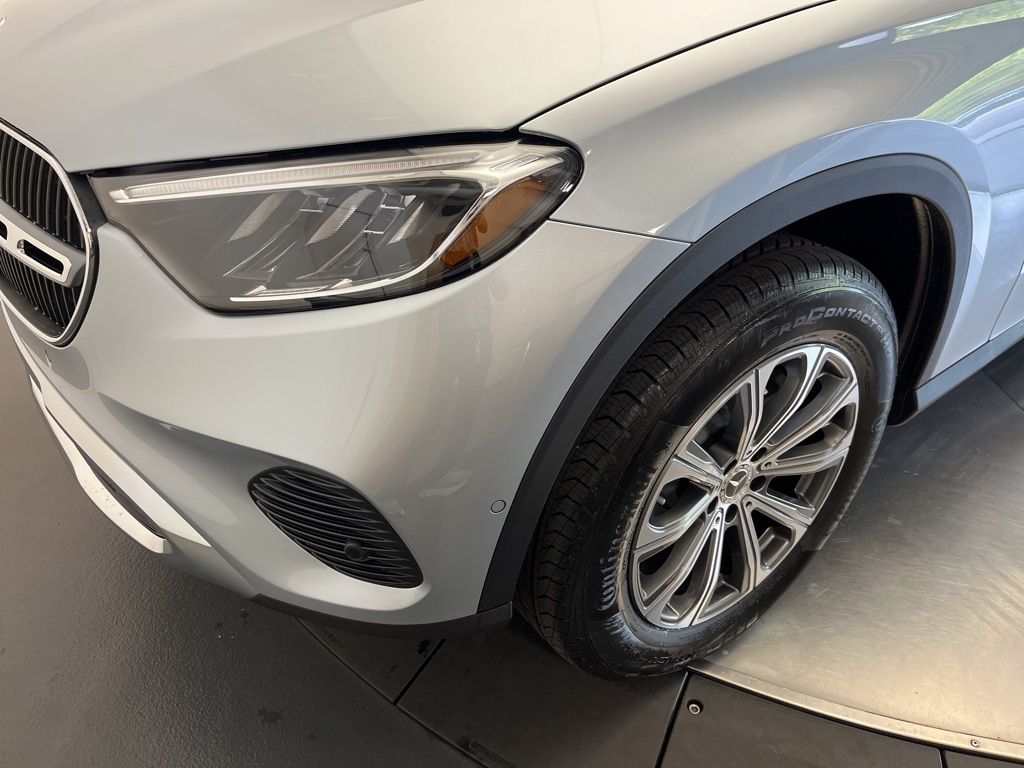 Thumbnail: 2026 Mercedes-Benz GLC - 9