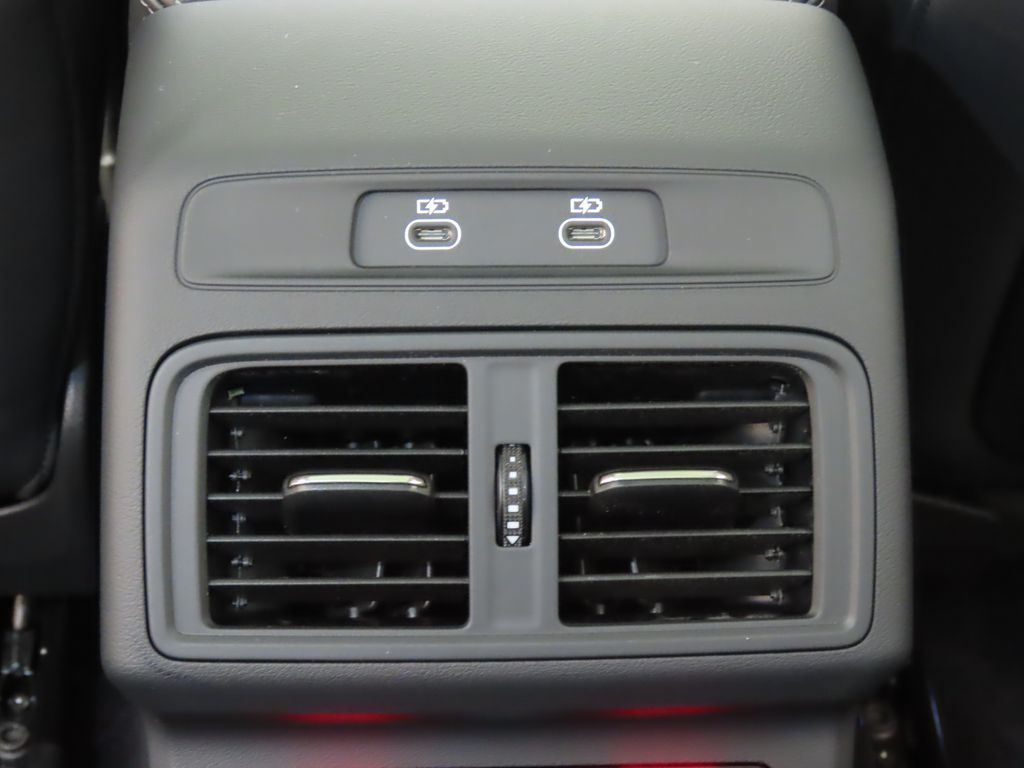 Thumbnail: 2025 Audi Q5 - 24