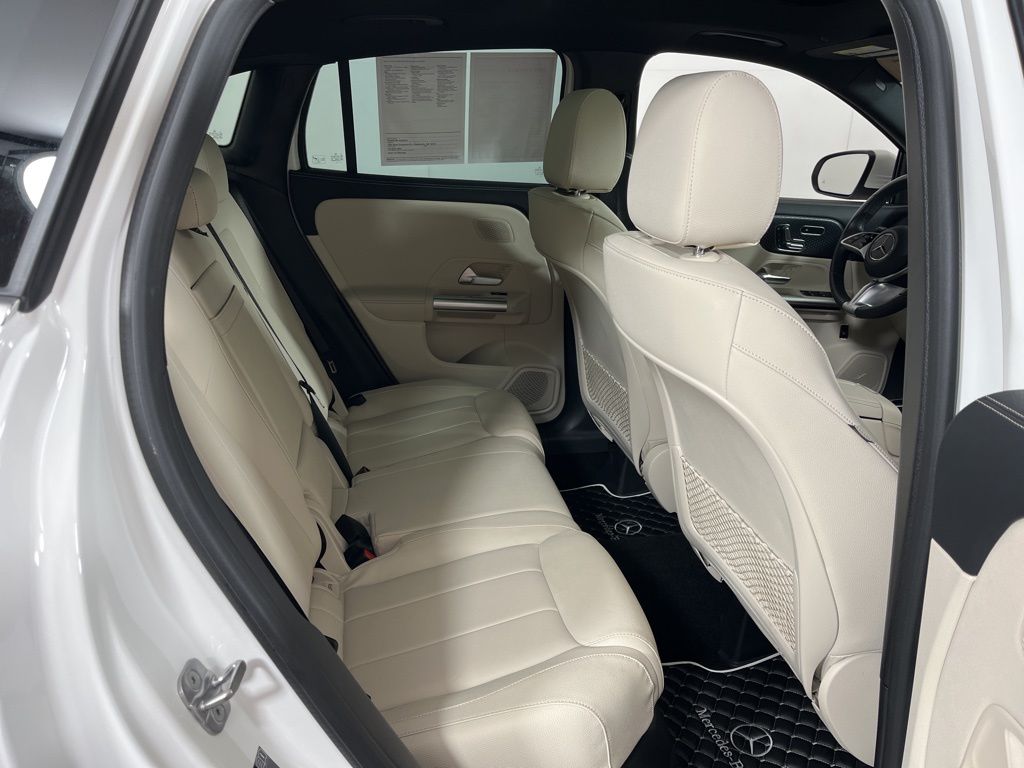 Thumbnail: 2024 Mercedes-Benz GLA - 8